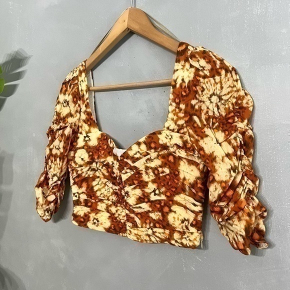 3/$30 _ ZARA | orange brown sweetheart  floral geometric retro crop top - small - Picture 4 of 9